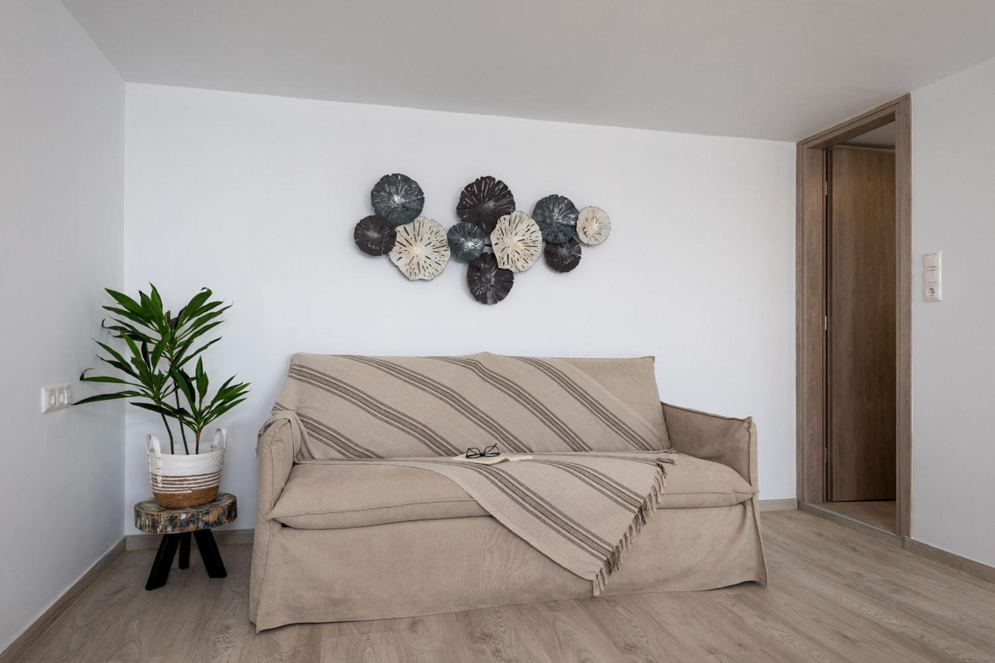 Mandilaras Village Vivlos Room photo